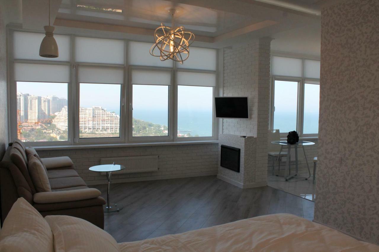 M&P Vip Appartments In Arkadia Odessa Exterior foto