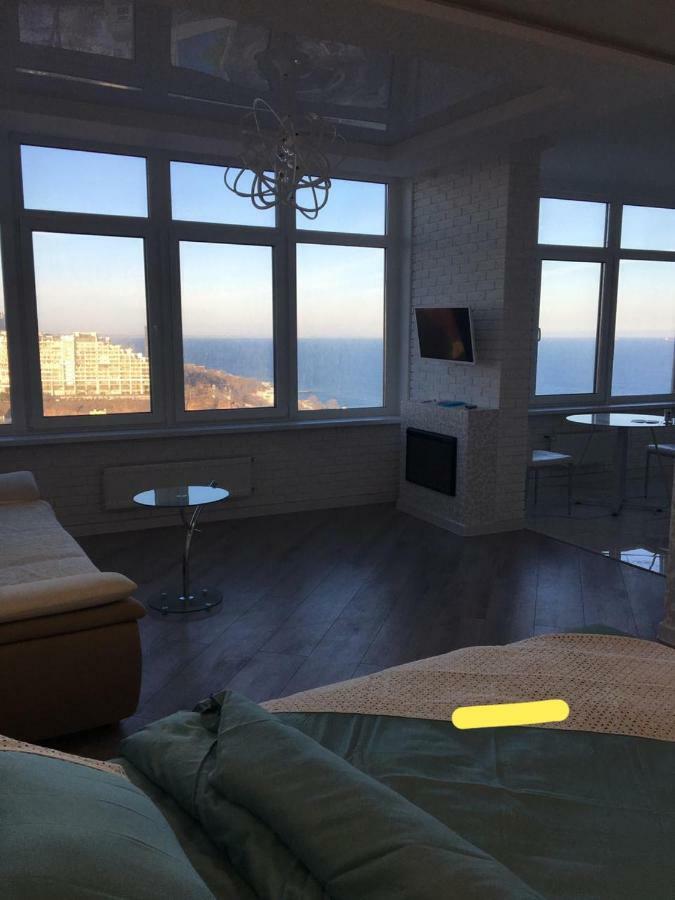 M&P Vip Appartments In Arkadia Odessa Exterior foto